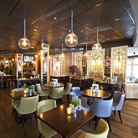 Hotel Crown 3*
